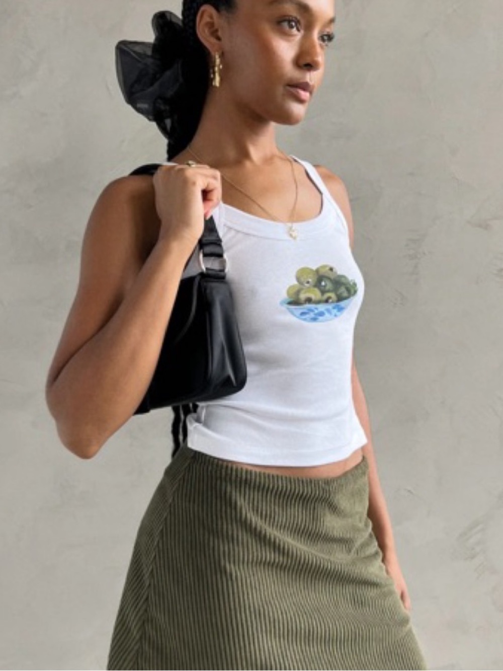 Lisa Says Gah Olive Bowl Graphic Tank Top Medium White Cotton Baby Tee Summer - Picture 3 of 10